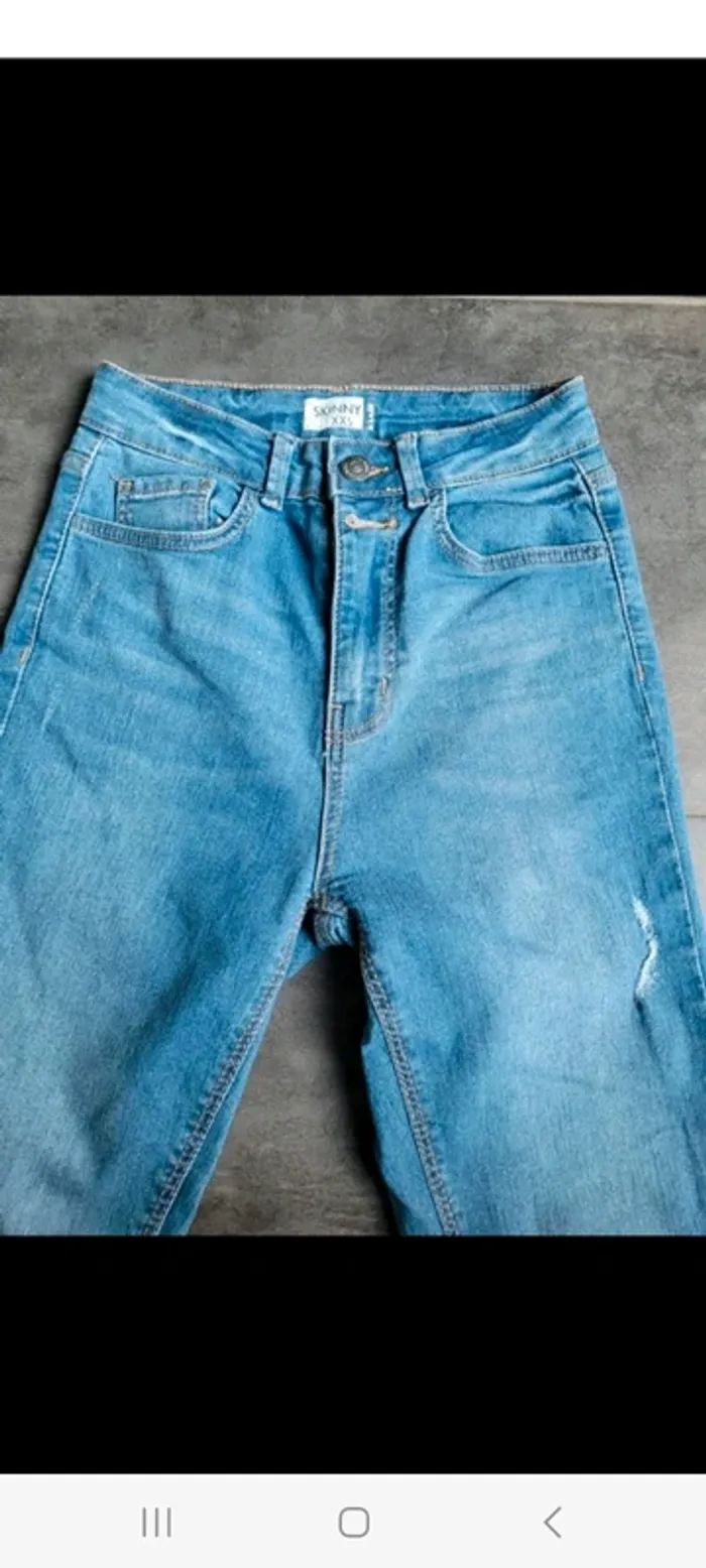 Jean skinny neuf - photo numéro 2