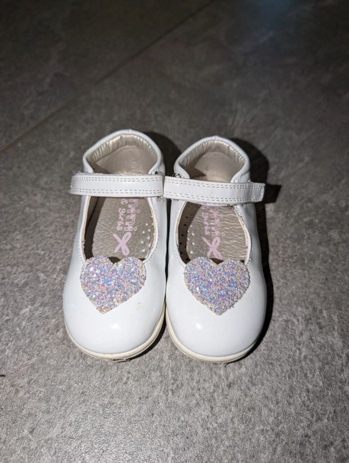 Chaussures ballerines chic bébé fille 22 comme NEUVES