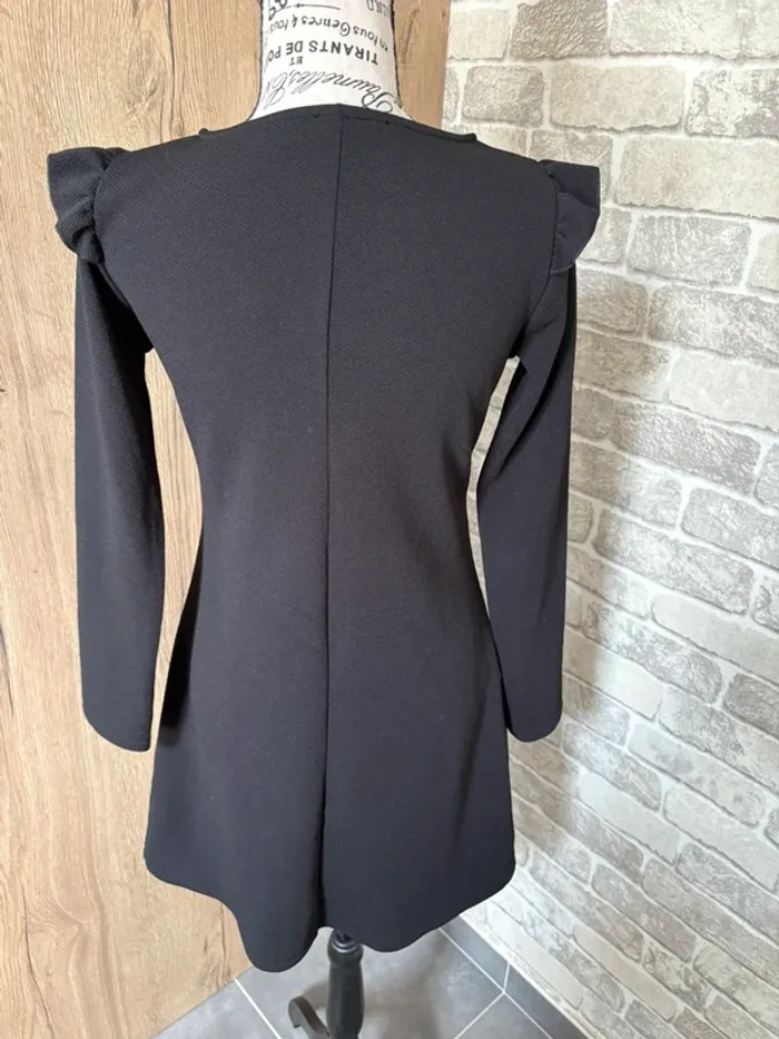 Robe noire manches longues taille 34 - photo numéro 3