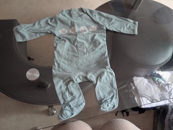 Lot de pyjamas  1 mois