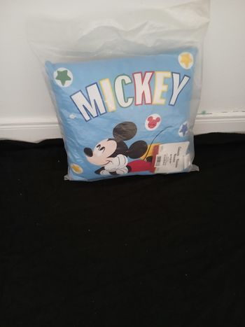 Coussin Mickey