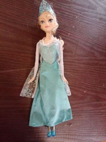 Poupée reine des neiges