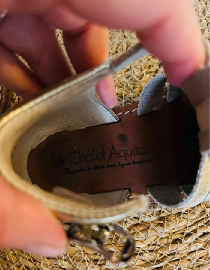 Sublime sandale en cuir dorée fabrication française le chalet Aquitain - photo numéro 3