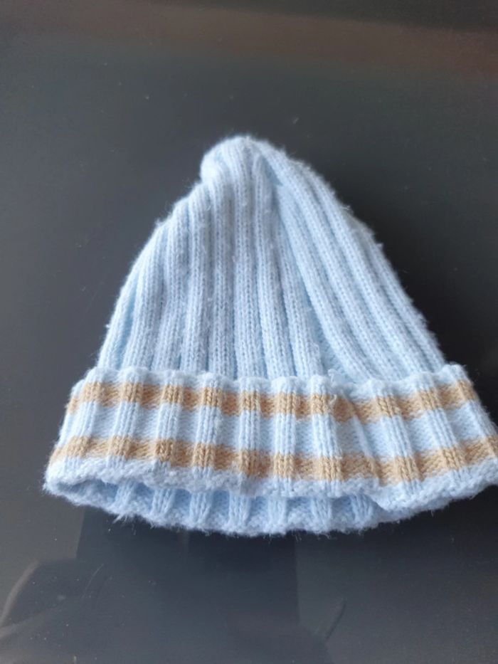 bonnet bleu ciel 3 mois - photo numéro 3