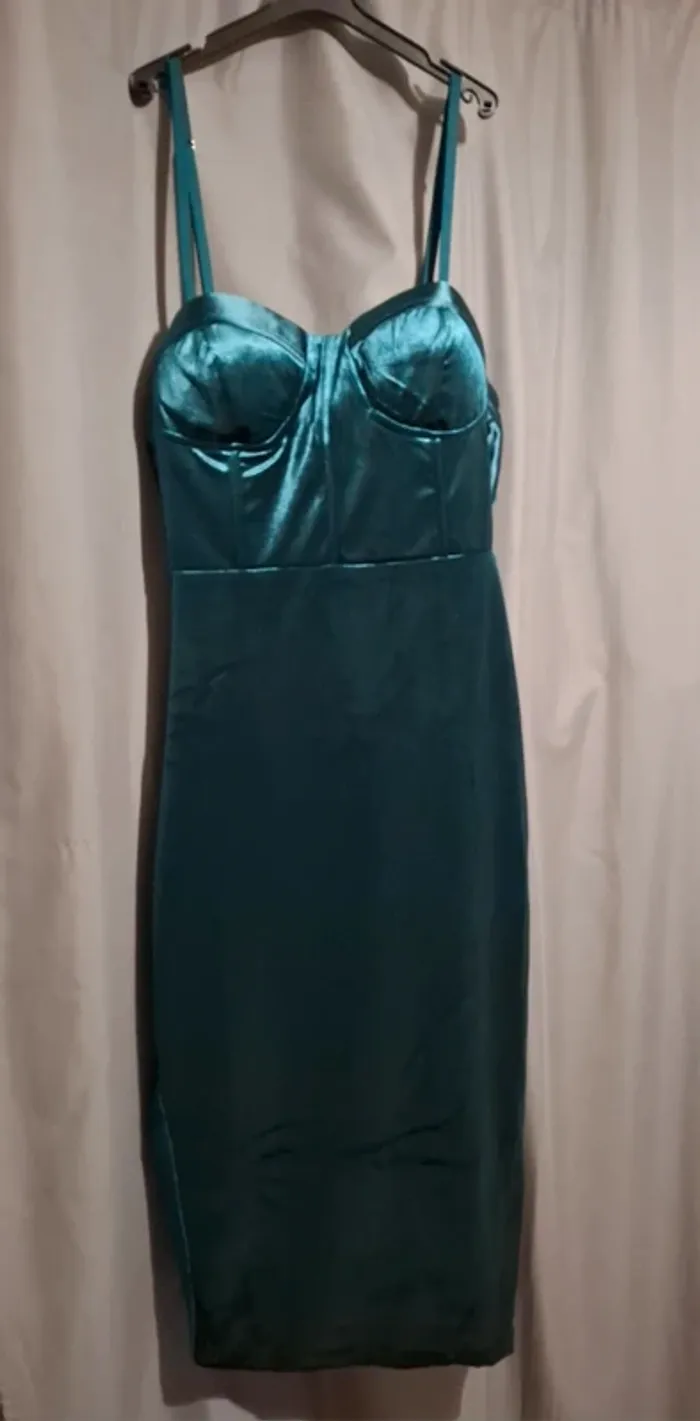 Robe velours vert émeraude Boohoo T44 Neuve