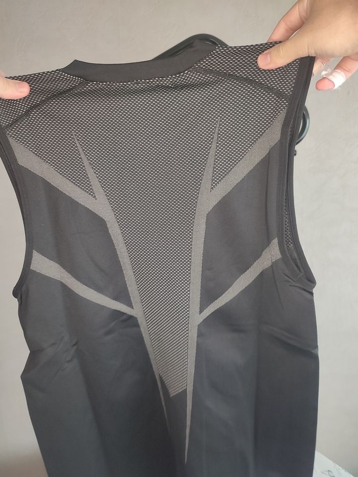 Débardeur Gymshark Onyx 5.0 - photo numéro 6