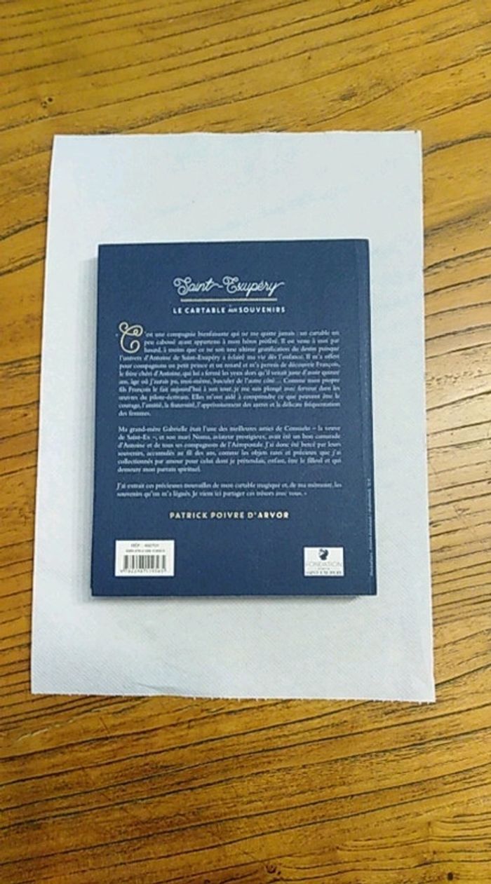 Livre saint exupery  le cartable aux souvenirs de Patrick poivre d arvor - photo numéro 2
