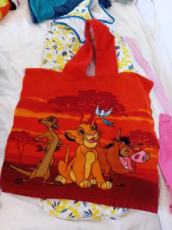 Cape de bain ou plage de 2 à 6 ans