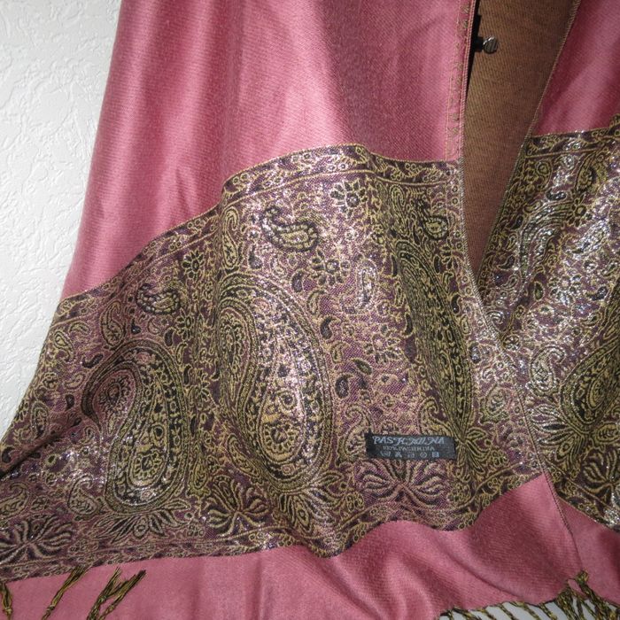 ✨ Écharpe / Châle pashmina bicolore – Rose ancien & motifs cachemire dorés ✨ - photo numéro 4