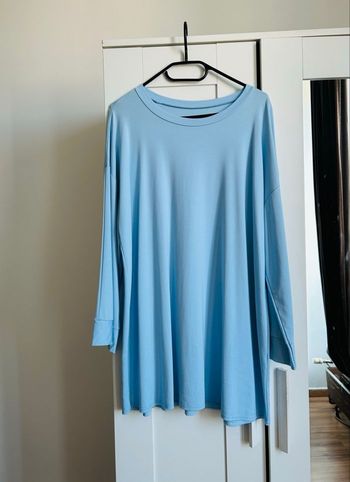 T-shirt bleu manches longues Neuf Boutique Indépendante Taille Unique