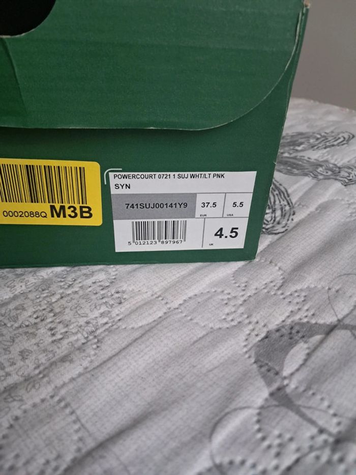 Basket neuve lacoste 37,5 - photo numéro 5