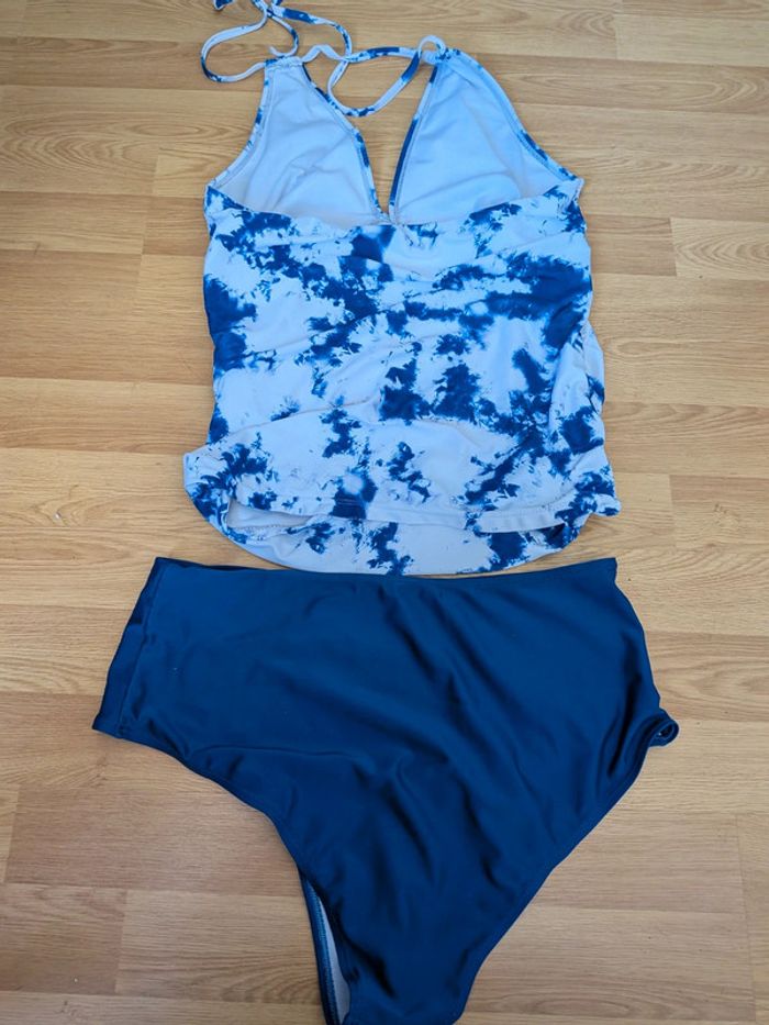 Maillot de bain 2 pièces - photo numéro 2