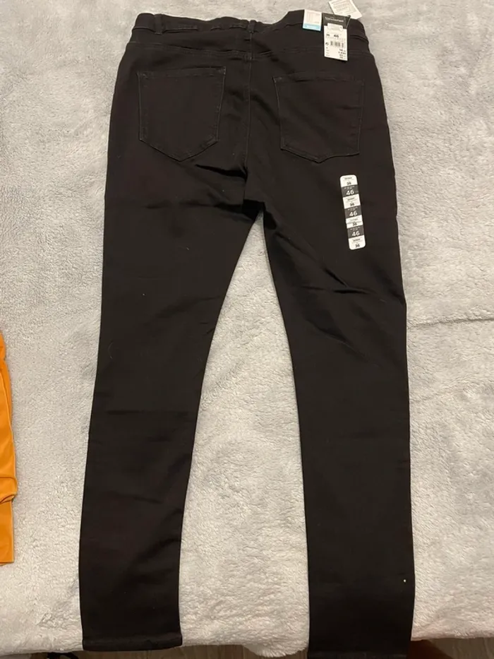 Pantalon - photo numéro 2