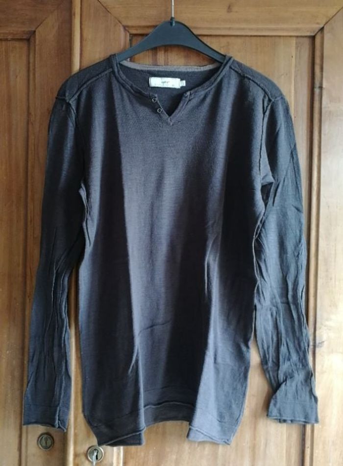 Pull Celio taille L.