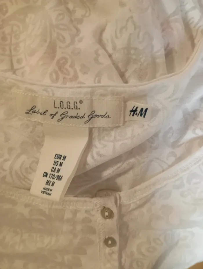 T-shirt H&M L.O.G.G. blanc motif taille M - photo numéro 7