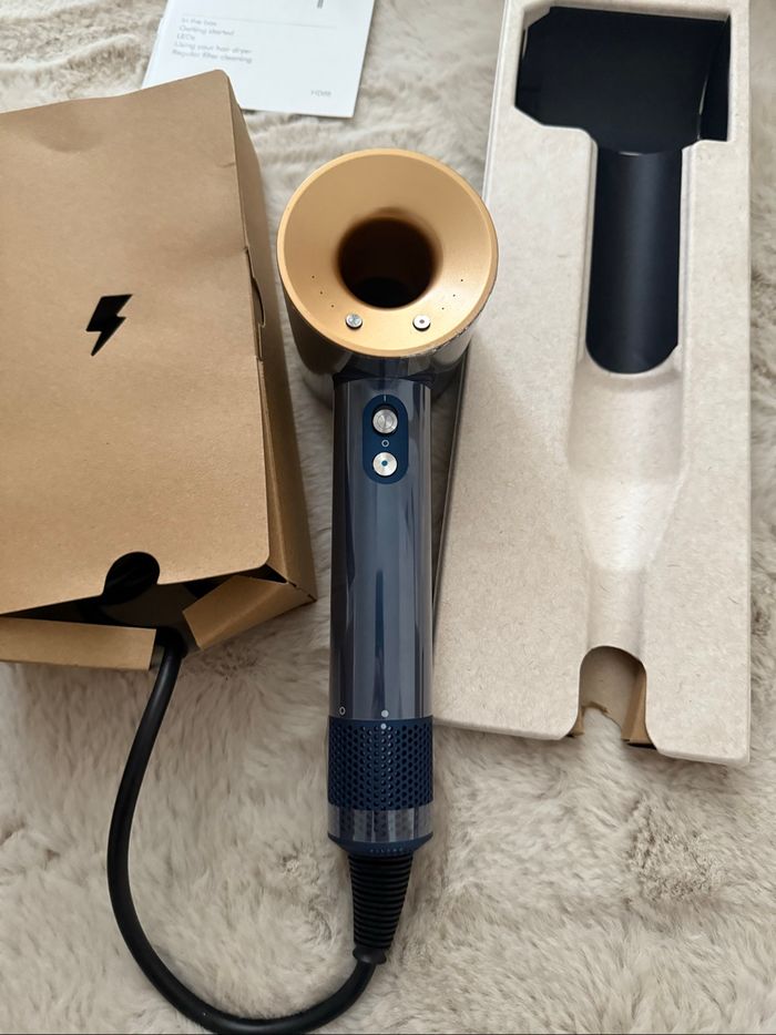 Sèche-cheveux Dyson Supersonic – État impeccable, complet - photo numéro 4
