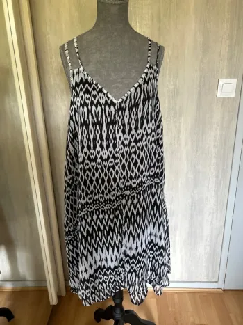 Robe été noir et blanche