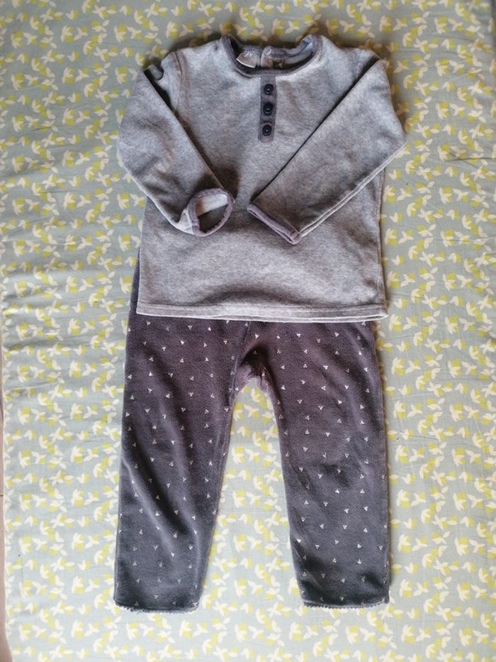 Lot de 3 pyjamas en velours la Redoute 3ans - photo numéro 3
