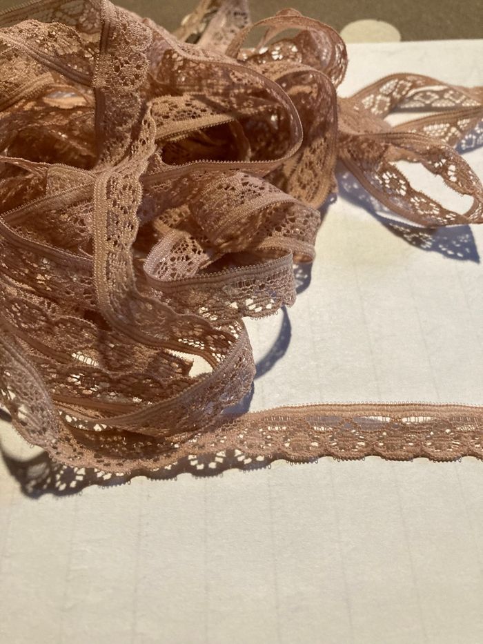 Dentelle - photo numéro 2