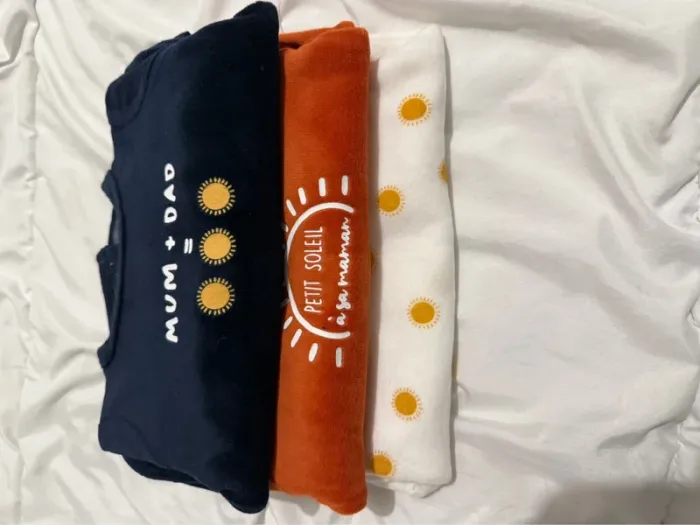 Lot 3 pyjamas velours Vertbaudet + chaussons Papa & Maman– Neufs - photo numéro 6