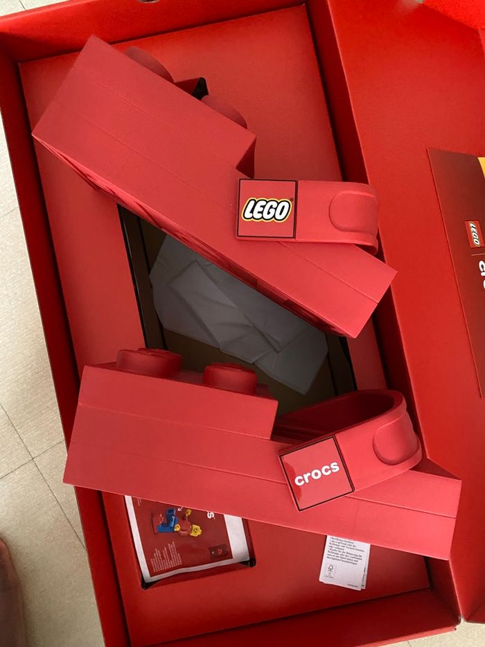 Crocs Brick LEGO - photo numéro 2