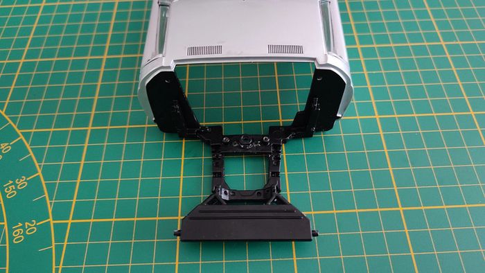 Carcasse supérieure pièce miniature Kyosho Lamborghini Miura P400 SV 1/18 1/18e 1/18ème #B11 - photo numéro 4