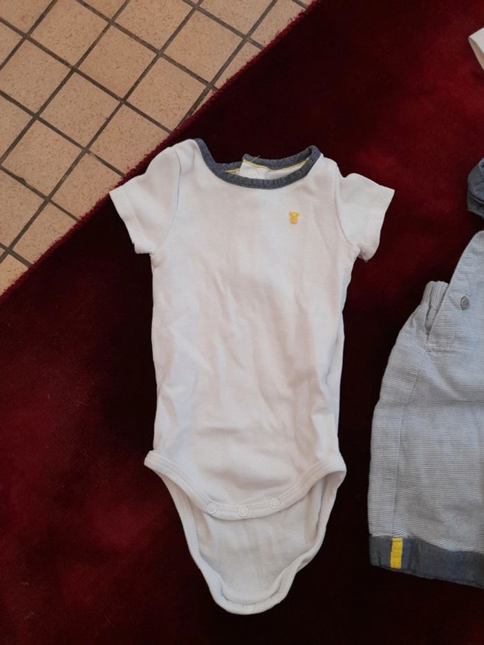 Ensemble 2 body et 1 salopette 3 mois - photo numéro 2