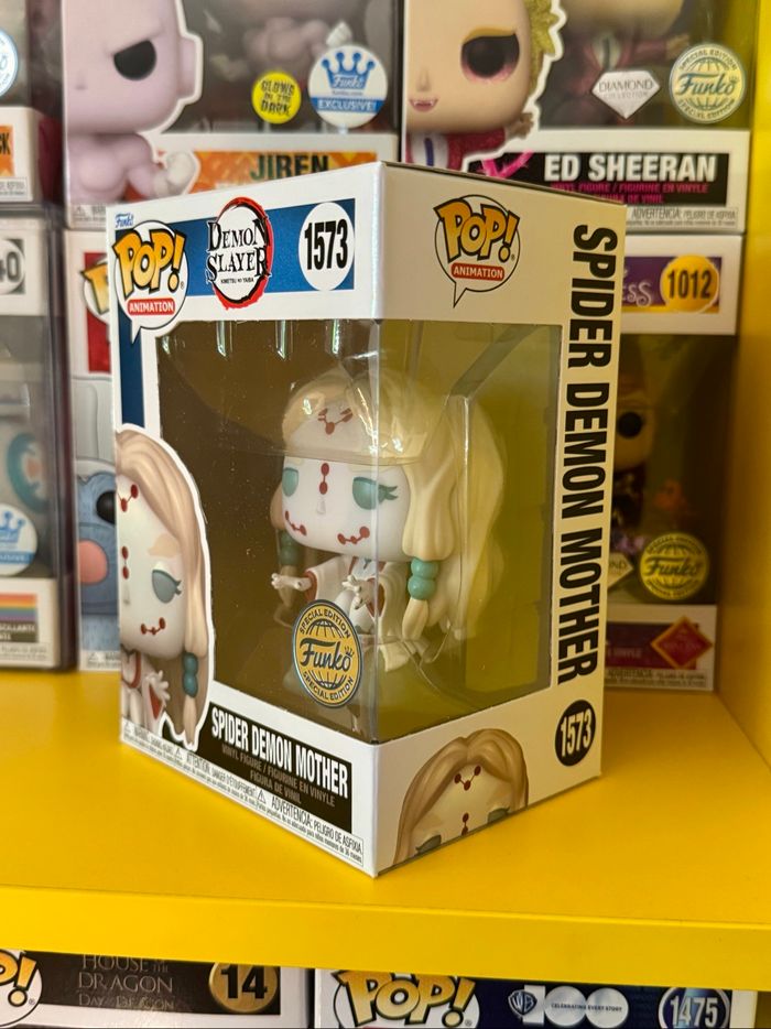 Funko Pop! Animation 1573 - Demon Slayer - Spider Demon Mother - Funko Special Edition - photo numéro 2