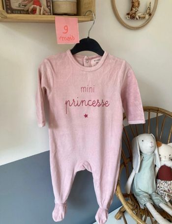 Pyjama fille une pièce velours rose Kiabi
