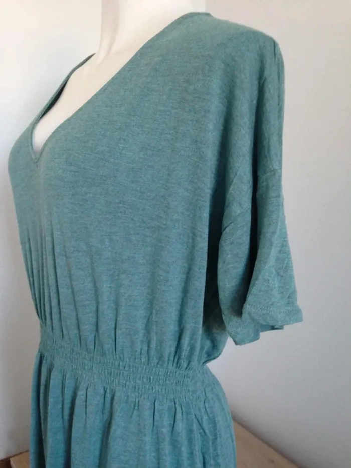 Robe fluide col V manches courtes 38 H&M - photo numéro 3
