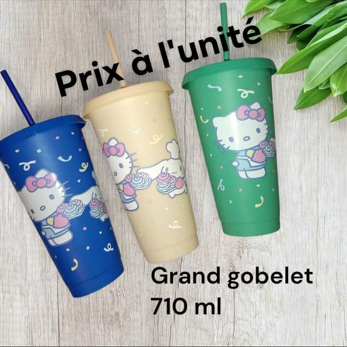 Grand gobelet à paille hello kitty
