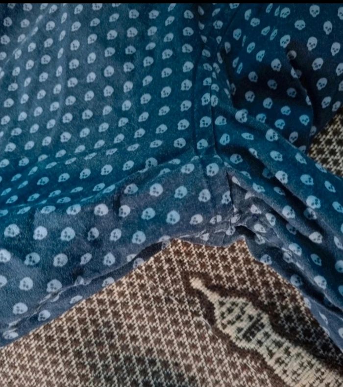 Chemise à motif tête de morts taille L (41-42) - photo numéro 9