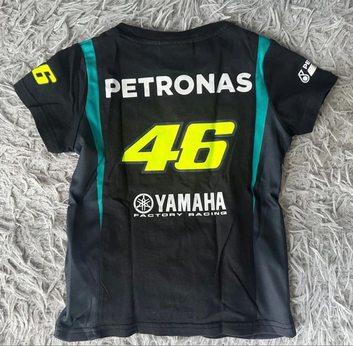 T shirt Yamaha 4/5 ans neuf - photo numéro 2