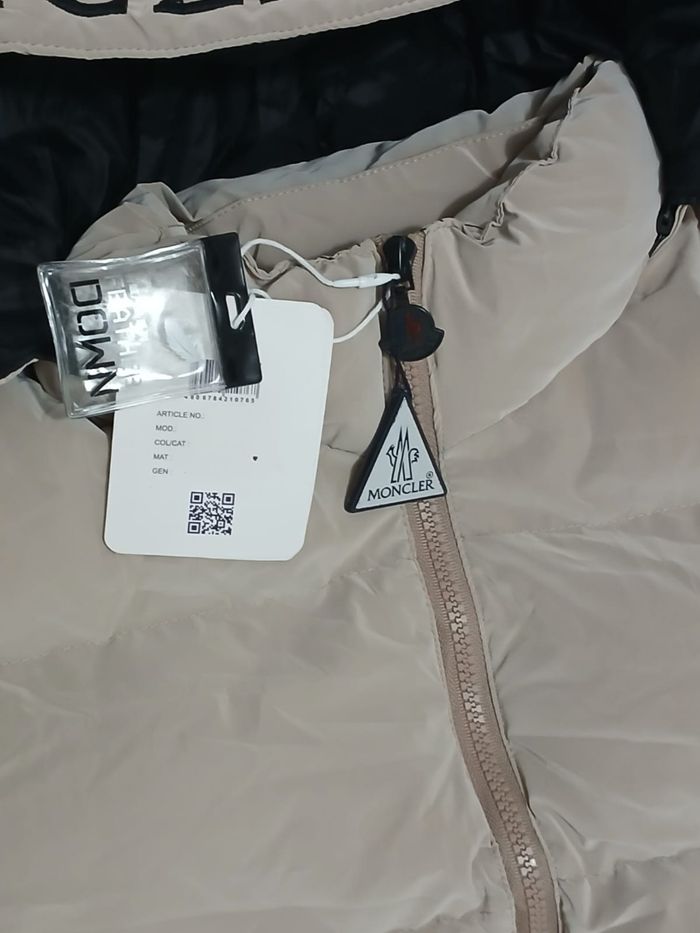 Jacket Moncler M - photo numéro 4