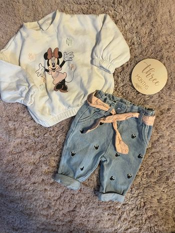 Jean + pull Minnie