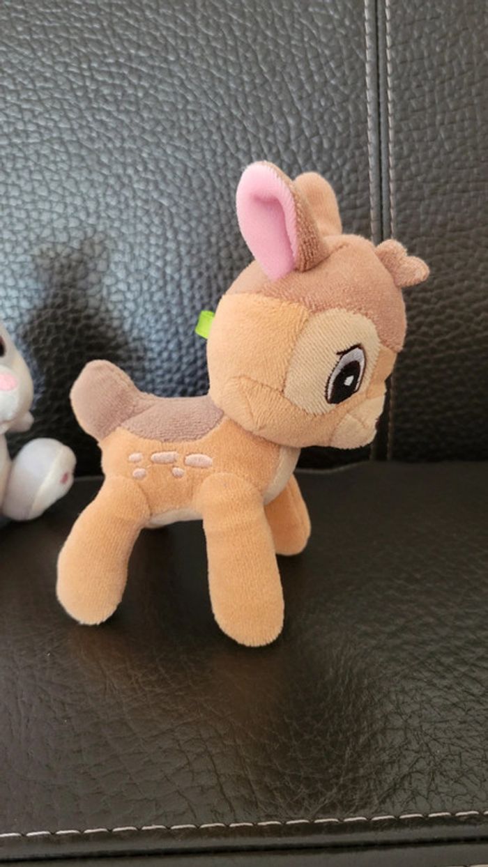 Petites peluches Disney à suspendre : Bambie, Panpan et un papillon. - photo numéro 2