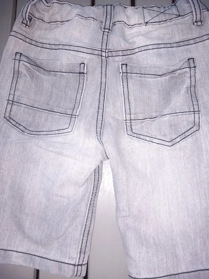 Bermuda en jeans gris - photo numéro 4