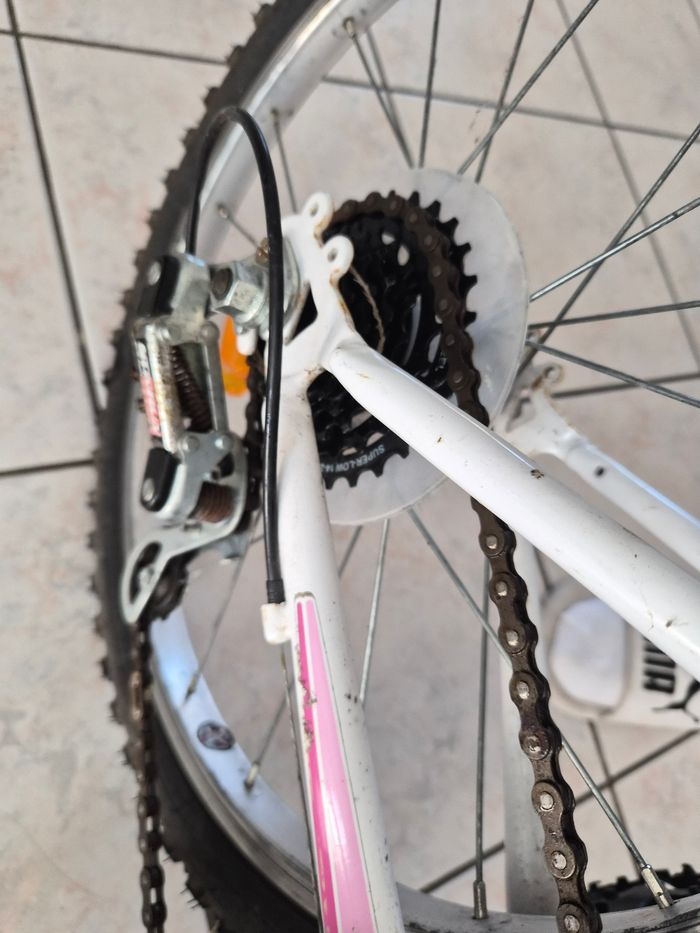 Vélo fille - photo numéro 7