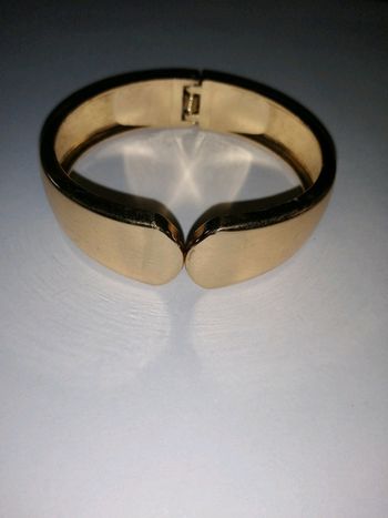 🌸Bracelet manchette dorée indémodable Neuf 🌸