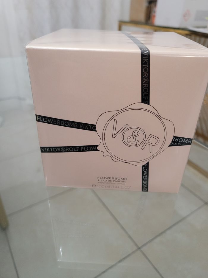 Parfum Flowerbomb