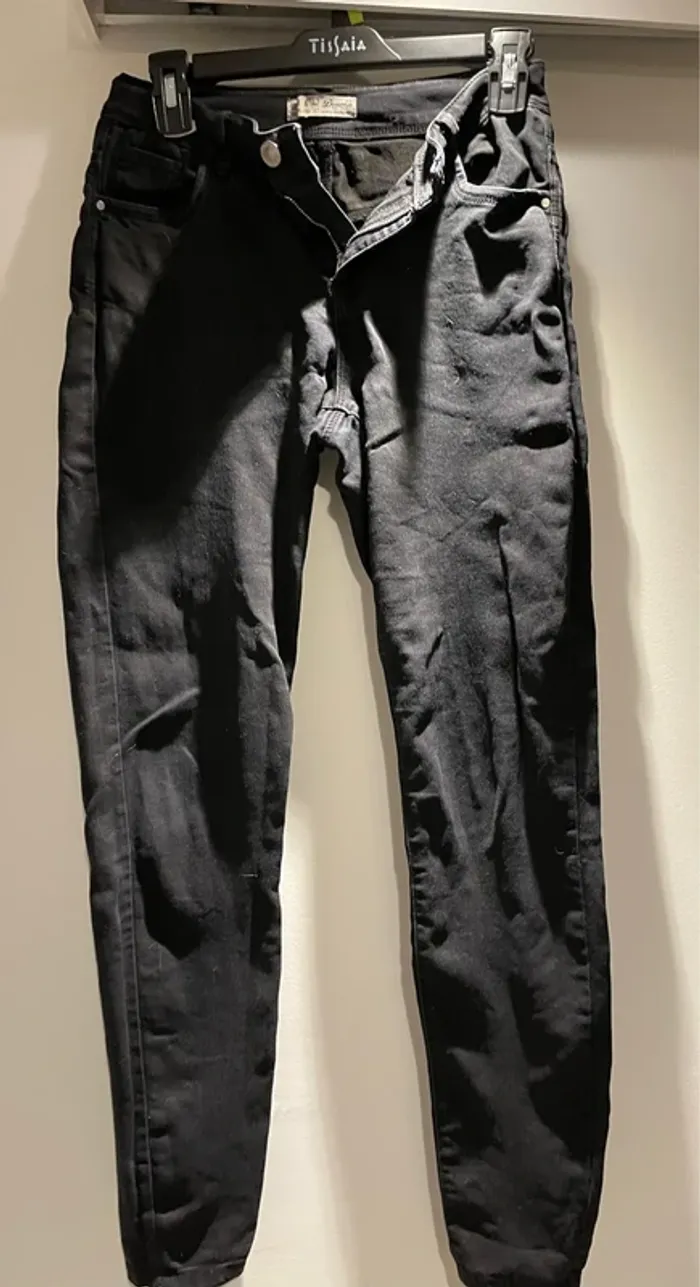 Lot débardeur et jean noir taille S - M - photo numéro 10
