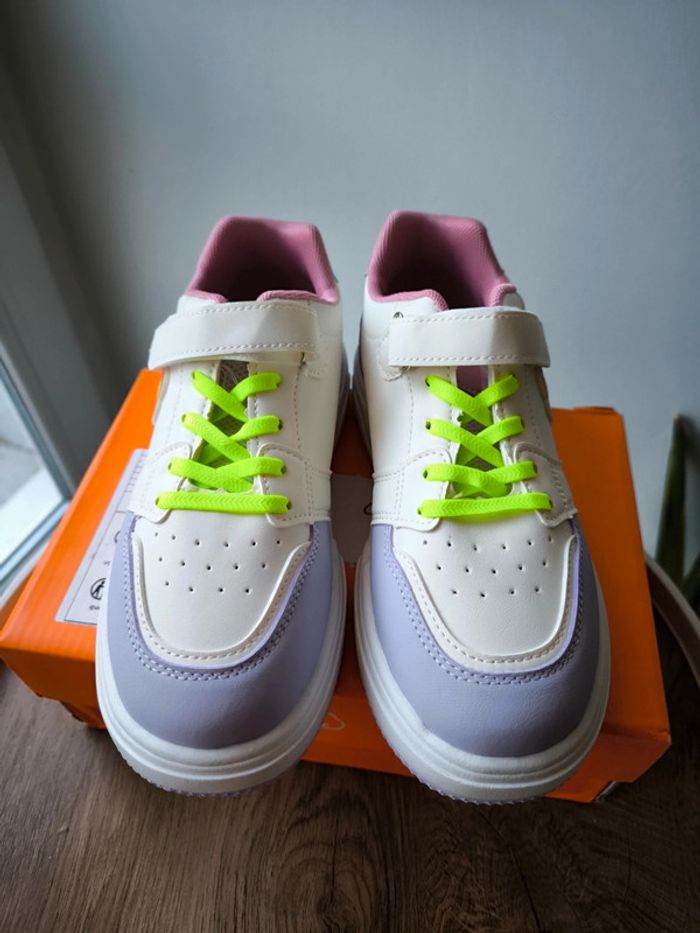 Basket taille 36 neuve colorés - photo numéro 4