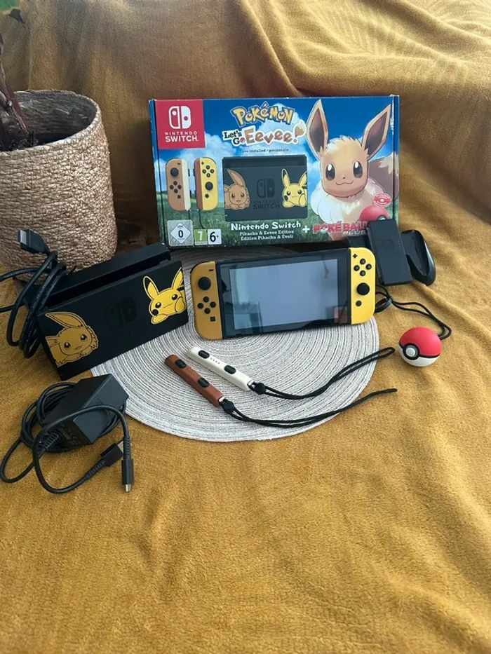 Nintendo Switch Édition Pikachu & Evoli Pokémon