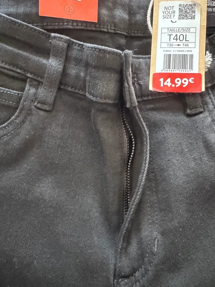 Jean Skinny BZB Homme - Noir Basique - Taille 40 / M - Neuf avec Étiquette - Valeur 15€ - photo numéro 8