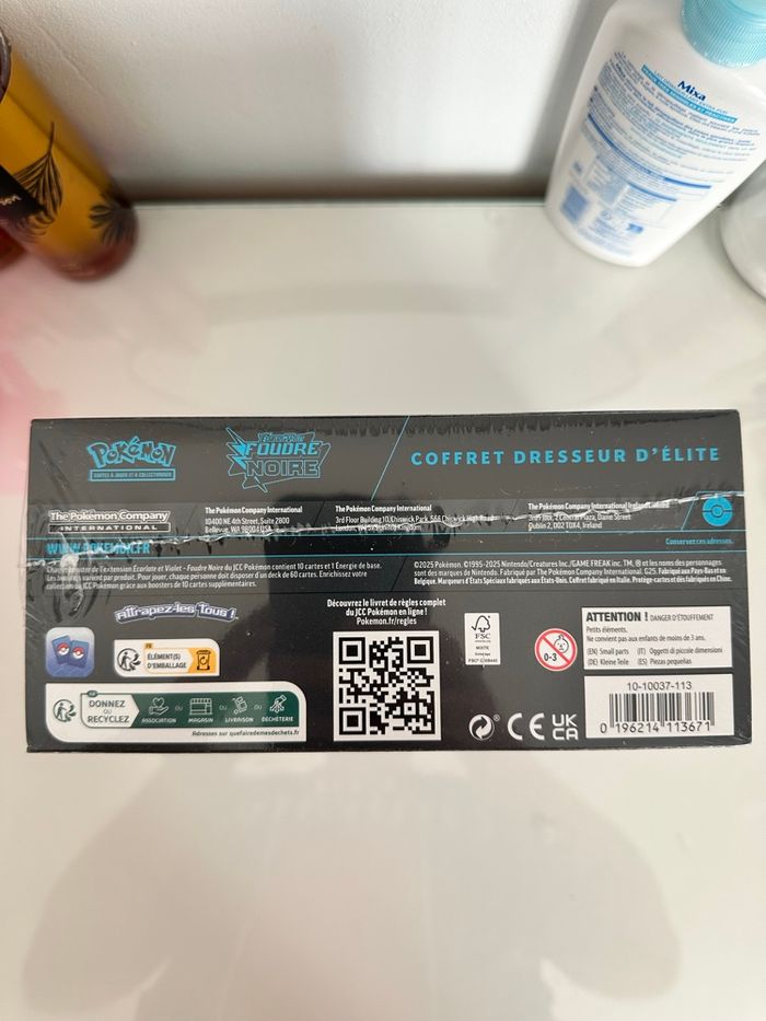 Etb Pokémon foudre noir - photo numéro 6