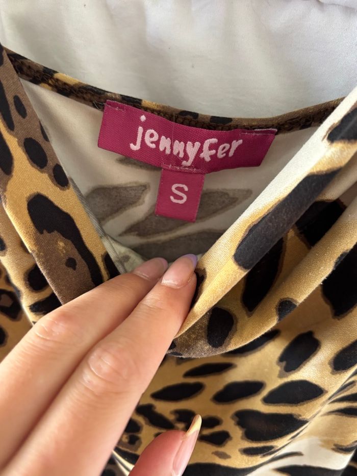 Robe Jennyfer - photo numéro 2