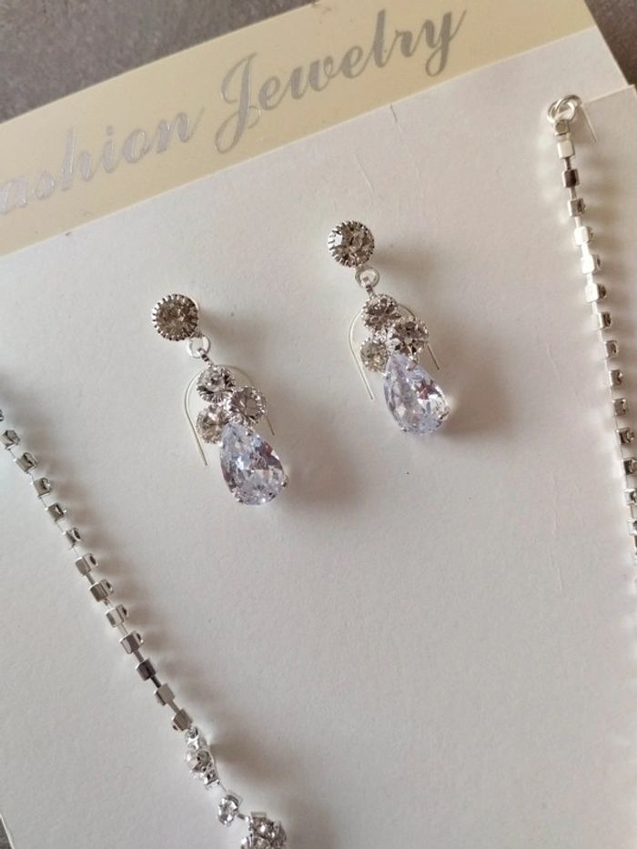 Parure Collier / Boucles d'oreilles - photo numéro 2
