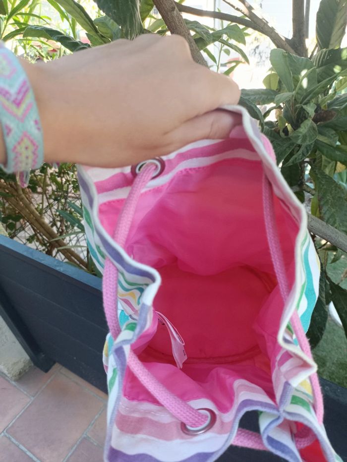 Lot de 2 sacs Hello Kitty pot la rentrée. - photo numéro 8