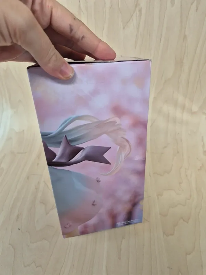 Figurine Hatsune Miku : Holiday Memories - photo numéro 3