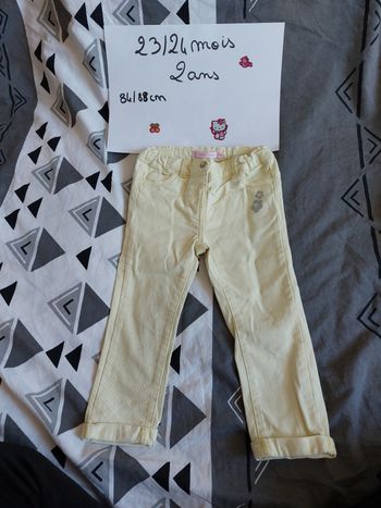 Pantalon jaune pastel 24 mois